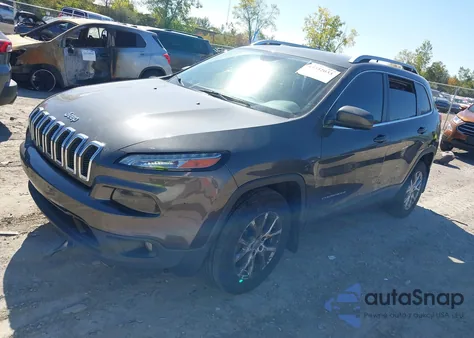 2016 Jeep Cherokee Latitude из США, поврежденный, VIN 1C4PJMCS8GW331285